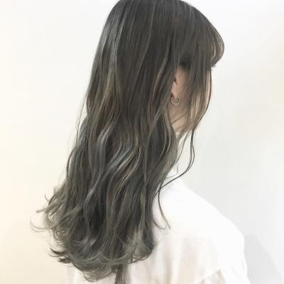 シアーグレーケアブリーチツヤ感フリンジウェーブ