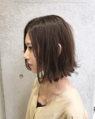 TAKUYA  スモーキーグレージュ×切りっぱなしボブ