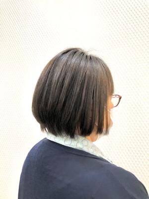 丸みショート/ショートボブ/小顔/ダークアッシュ/40代50 丸みショート/ショートボブ/小顔/ダークアッシュ/40代50