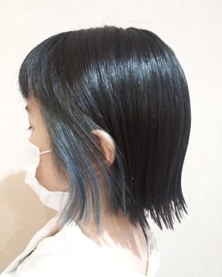 ピアスカラー×カーキアッシュ ピアスカラー×カーキアッシュのイメージ画像