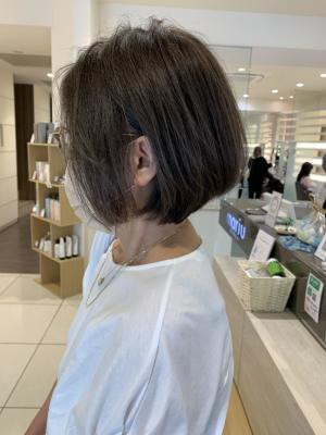 【50代からのショートボブ】