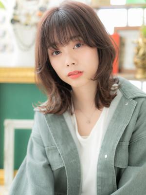 大人かわいいアッシュピンク外ハネボブディ　ゆるふわカール