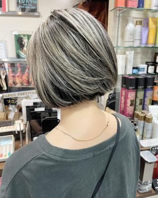 ★インナーがダークグレージュのハイライトデザイン★