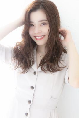大人可愛いかきあげベージュカラー