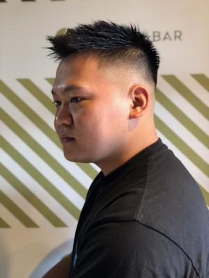 フェードカットスタイル【BARBER-BAR】