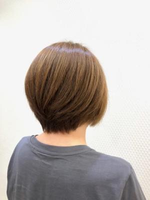 ショート/ショートボブ/小顔/アッシュグレー/30代40代