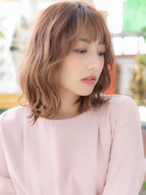 大人かわいいピンクブラウン小顔くびれミディ　プリカール