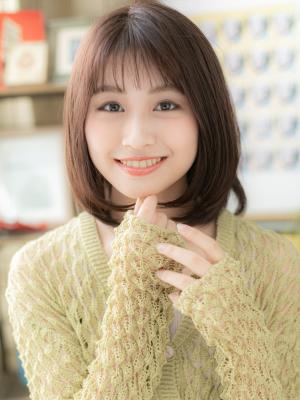 ツヤ髪ダークアッシュ大人かわいいワンカール　ロブヘア