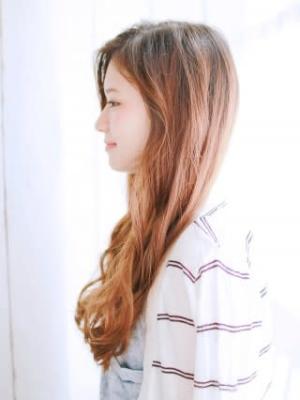 ルーズロングヘアースタイル