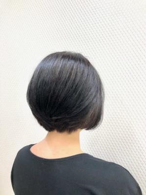 小顔ショート/ショートボブ/白髪染め/黒髪/40代50代