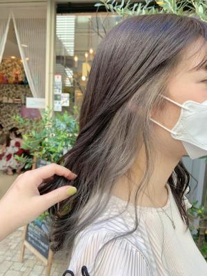 インナカラー　イヤリングカラー　ホワイトベージュ　