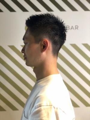 大人の刈り上げスタイル【BARBER-BAR】