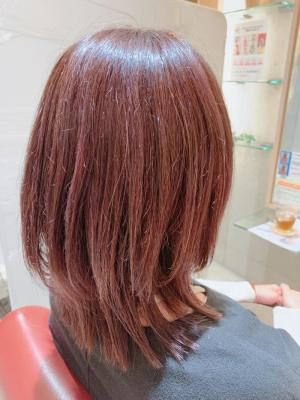 大人可愛いピンクのくびれスタイル