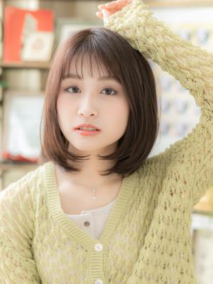 ツヤ髪ダークアッシュ大人かわいいロブヘア　シースルーバング