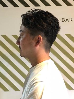 大人の刈り上げスタイル【BARBER-BAR】