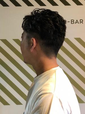 大人の刈り上げスタイル【BARBER-BAR】