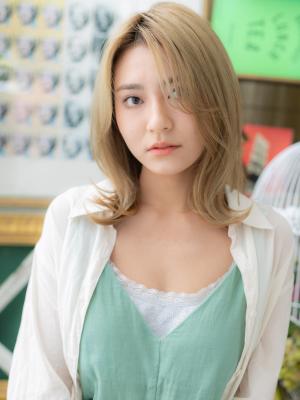 大人ハイライトかきあげ前髪エアリーミディ ミントアッシュ 大人ハイライトかきあげ前髪エアリーミディ ミントアッシュ