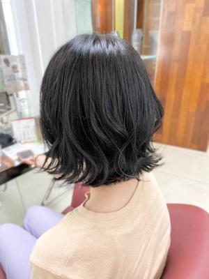 小顔/ミディアムボブ/黒髪/大人可愛い/30代40代50代/ 小顔/ミディアムボブ/黒髪/大人可愛い/30代40代50代/