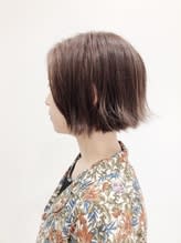 切りっぱなしシンプルボブ