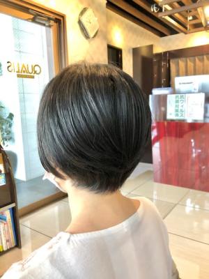 ショート/小顔/グラデーション/黒髪/丸み/30代40代50 ショート/小顔/グラデーション/黒髪/丸み/30代40代50