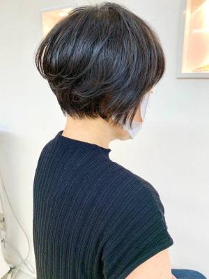 丸み/ショート/グラデーション/黒髪/小顔/ハンサムショート 丸み/ショート/グラデーション/黒髪/小顔/ハンサムショート