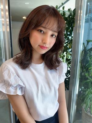 ツヤツヤミルクティーベージュ　くびれヘア