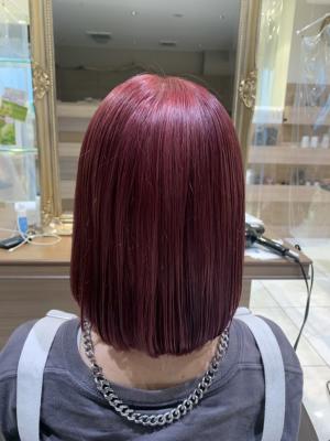 Ash中山店　佐藤あき　ブリーチありのカシスピンク