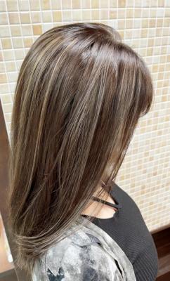 ３?ハイライト【シアーベージュ】