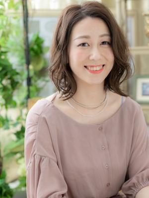 かきあげバング小顔ゆるふわアシンメトリー チャコールグレー かきあげバング小顔ゆるふわアシンメトリー チャコールグレー