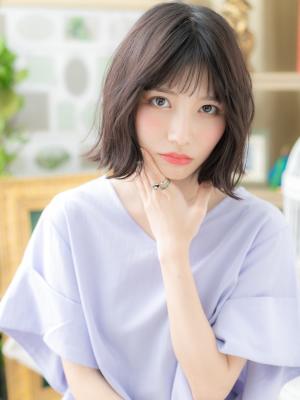 バレイヤージュ大人かわいいくせ毛風小顔ボブ オン眉ボブ バレイヤージュ大人かわいいくせ毛風小顔ボブ オン眉ボブ