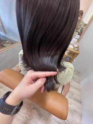 アルティストで、艶カラー