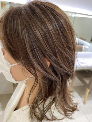 ナチュラルベージュ