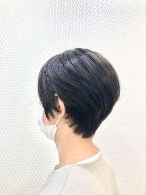 前下がり/小顔/耳掛け/ショート/黒髪/白髪染め/40代50 前下がり/小顔/耳掛け/ショート/黒髪/白髪染め/40代50