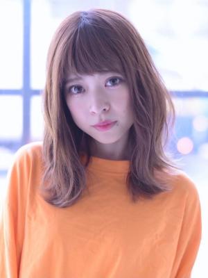 ハイトーンベージュ