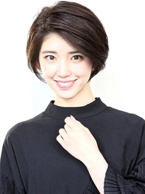 丸みのあるコンサバショート