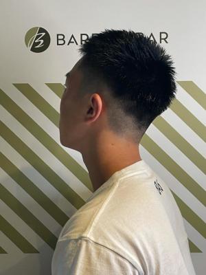 大人の刈り上げスタイル【BARBER-BAR】