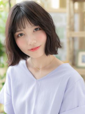 バレイヤージュ大人かわいいくせ毛風小顔ボブ　アッシュパープル