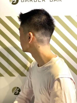フェードカットスタイル【BARBER-BAR】