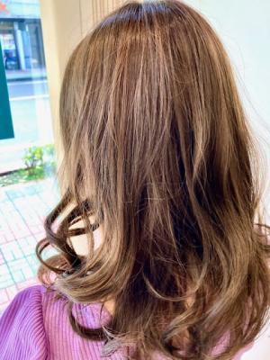 ナチュラルレイヤー×フォギーベージュ