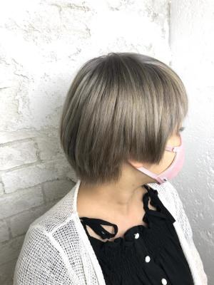 ミルクティーベージュ10代20代17050円