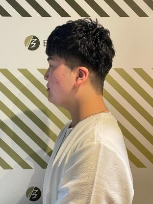 大人の刈り上げスタイル【BARBER-BAR】