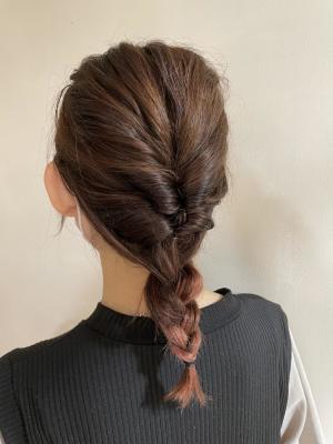 シンプルなヘアセット