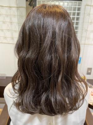秋冬のグレージュ
