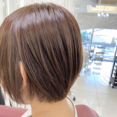 丸み/小顔/ショート/耳掛け/アッシュブラウン/20代30代 丸み/小顔/ショート/耳掛け/アッシュブラウン/20代30代