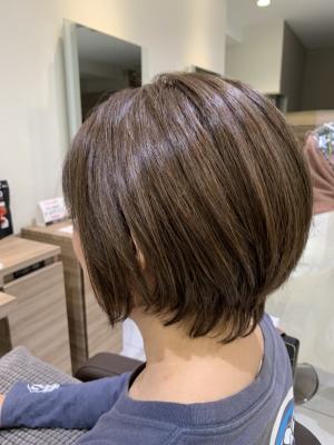Ash中山店 上村伸一郎 ナチュラルグレージュカラー Ash中山店 上村伸一郎 ナチュラルグレージュカラーのイメージ画像