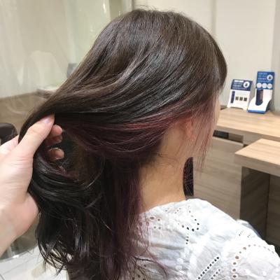 Ash中山店　佐藤あき　インナーカラー　ピンク