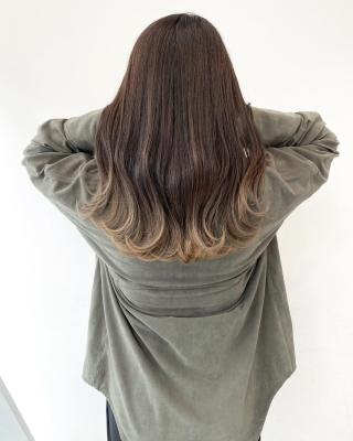 グラデーショングレージュ