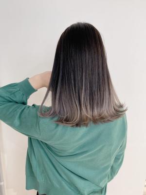 グラデーショングレージュ