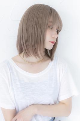 ニュアンスグレージュ/ストリートミディオルチャンヘアスタイル
