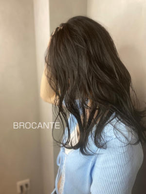 透明感 シアカラー 寒色カラー ニュアンスカール アレンジ